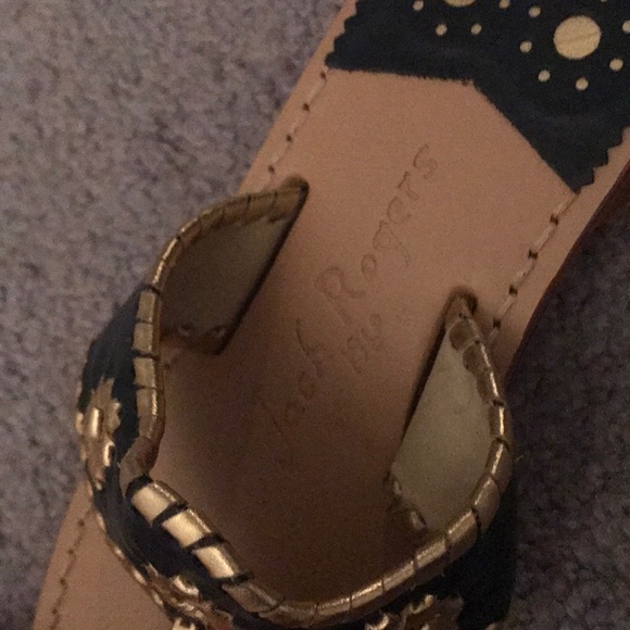 Jack Rogers Nancy & Gold Sandals! - Picture 4 of 6